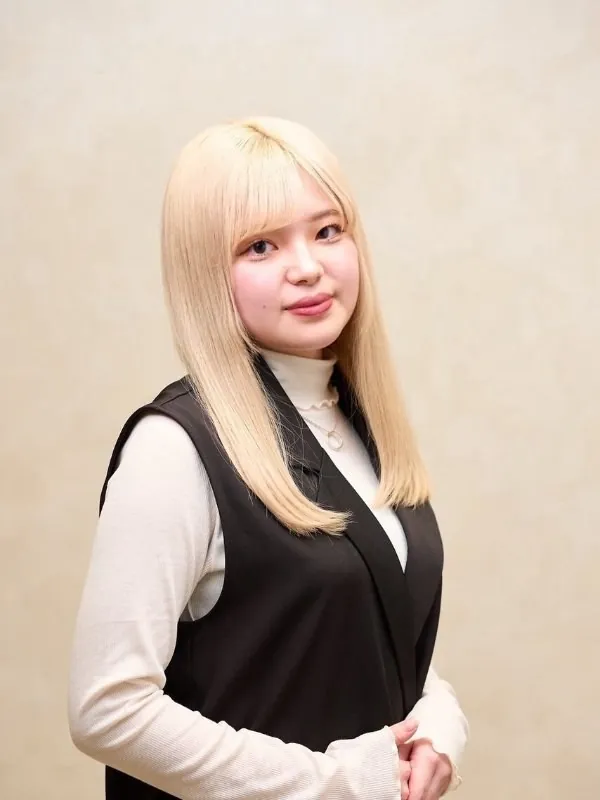 アシスタント　栗山 樹美