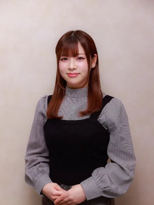 アシスタント　山田 美咲