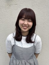アシスタント　大室 凜
