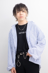 アシスタント　村林 大輔