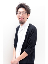 フェロー　鈴木健太郎